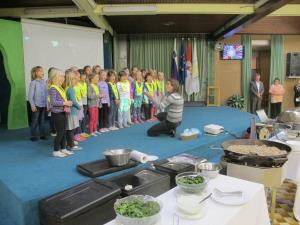 079 zakljucek sezone na ucnem vrtu (13)